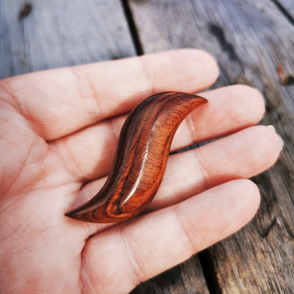Trio of Vintage Brooches - Picture 10 of 12